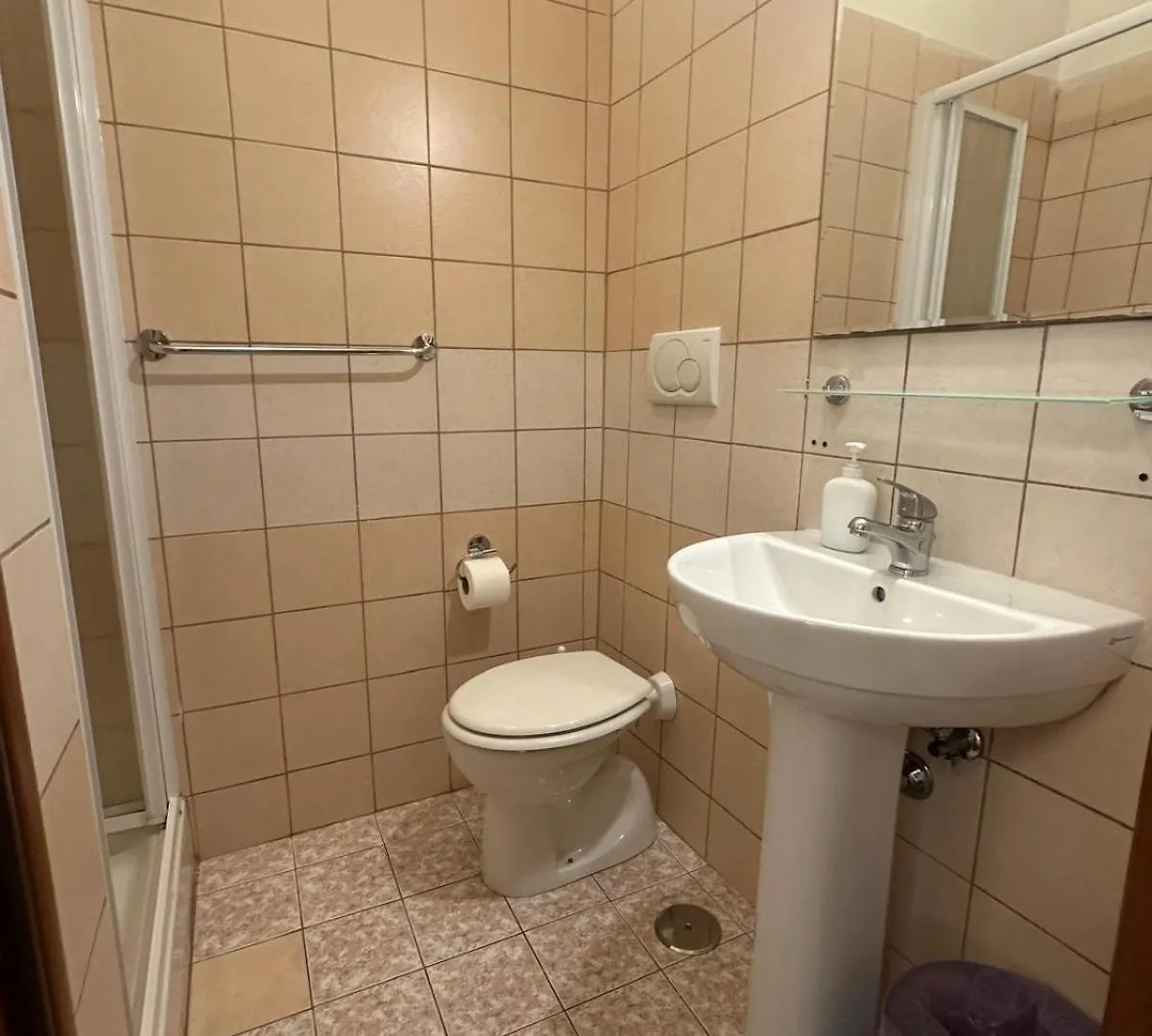 Near Termini Station Hotel Rome 0*,
