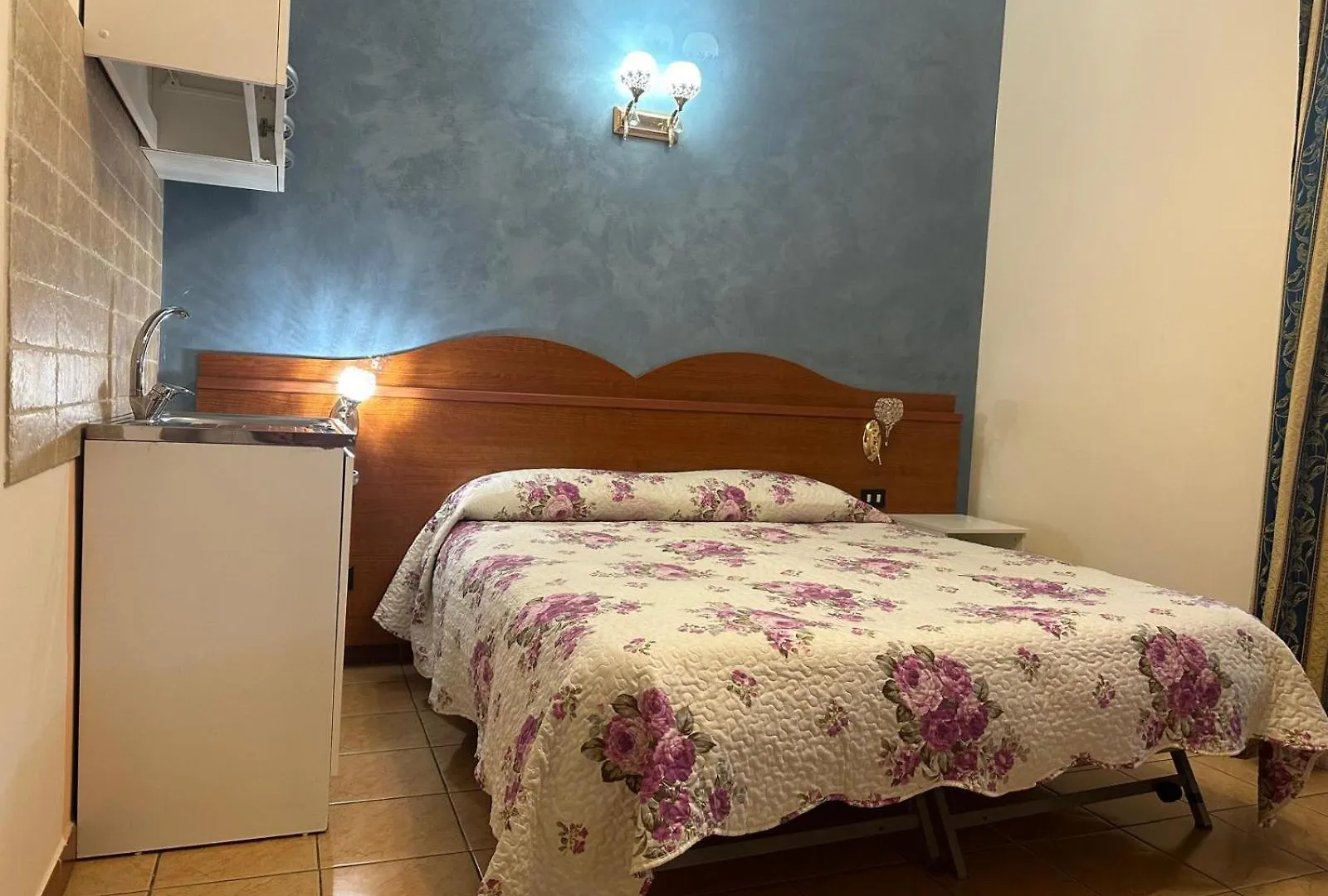 Near Termini Station Hotel Rome 0*,  Italy