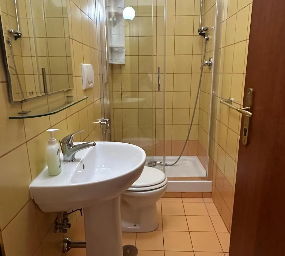 Near Termini Station Hotel Rome Guest house